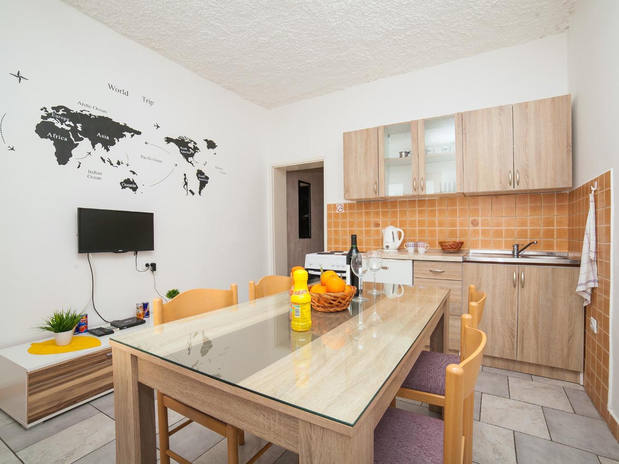 Apartments Ivo Bozinovic Tivat Ngoại thất bức ảnh