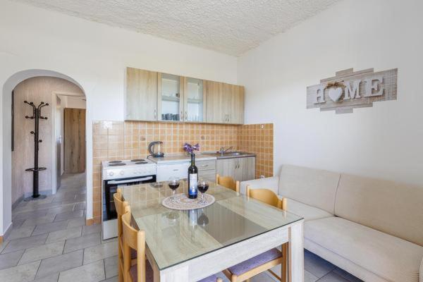 Apartments Ivo Bozinovic Tivat Ngoại thất bức ảnh