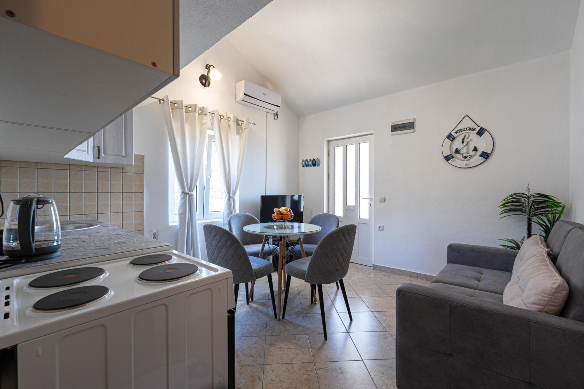 Apartments Ivo Bozinovic Tivat Ngoại thất bức ảnh